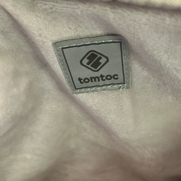 Tomtoc Protective Case for Electronics (small)10 in by 8 in Plants Butterflies - Picture 4 of 8